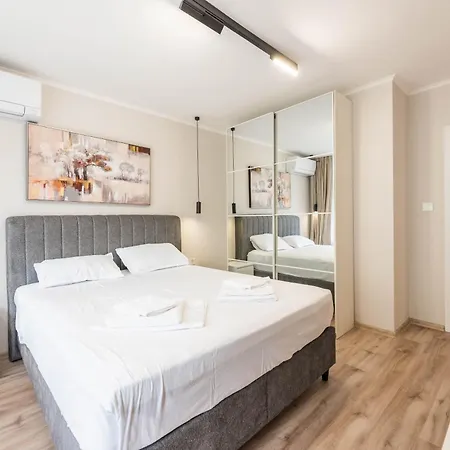 Perfect Near Sea Garden 4 Апартамент
