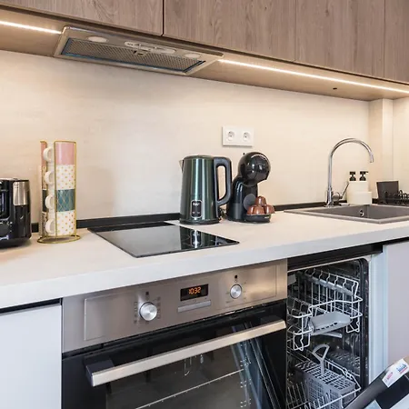 Daire Perfect Near Sea Garden 4 *