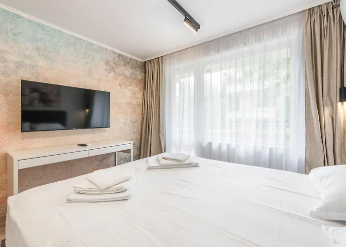 Apartman Perfect Near Sea Garden 4