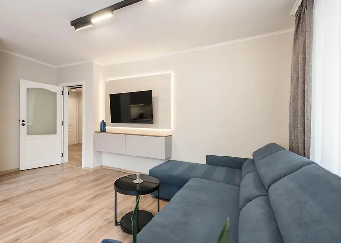 Apartman Perfect Near Sea Garden 4 *